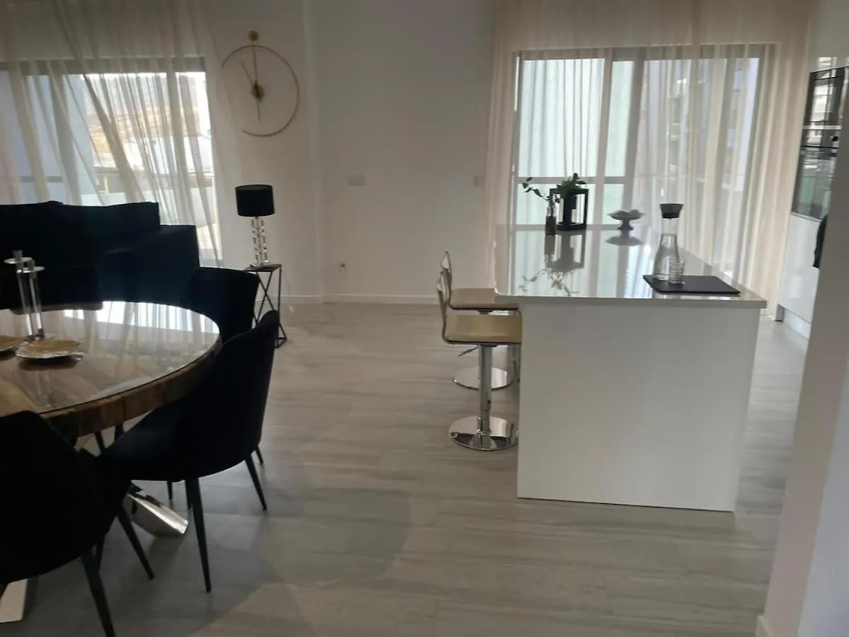 Grace Apartamento T2 Praia